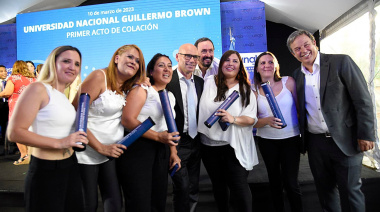 Una década de la UNaB