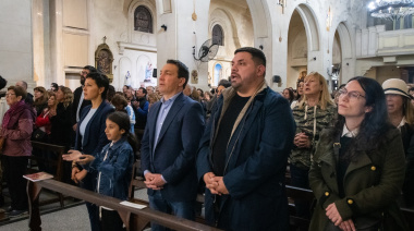 Emotiva misa en Quilmes por la muerte del Papa Francisco
