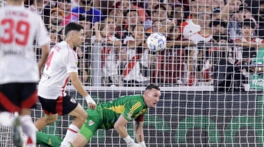 River se impone ante Lanús con un gol de Borja y se acerca a la cima