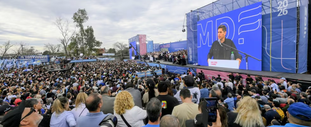 Kicillof acelera y apunta a 2027
