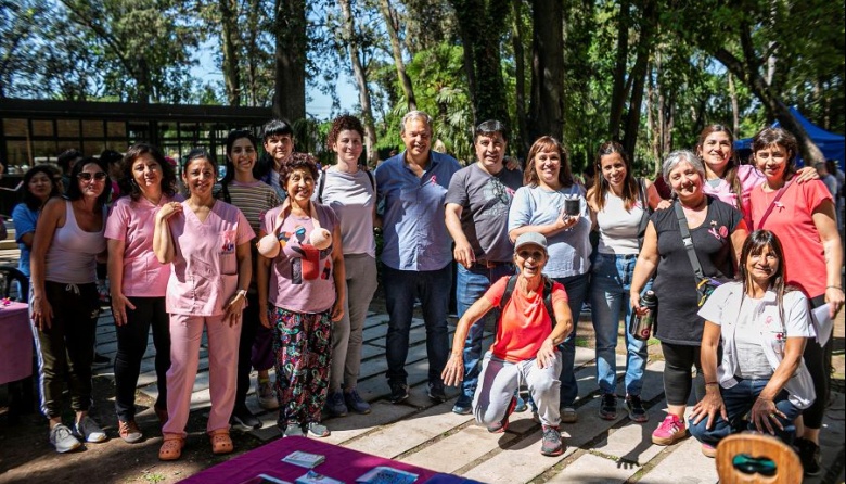 Día Internacional del Cáncer de Mama en Almirante Brown.