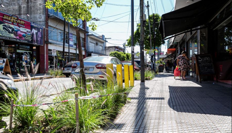 Mariano Cascallares: "Potenciamos el centro comercial de Burzaco con fondos propios"