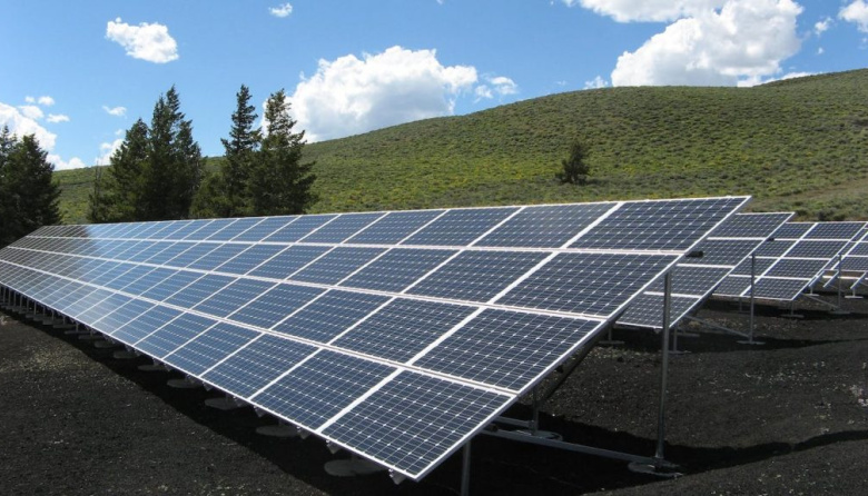 La primera fábrica nacional de paneles solares es todo un hecho: energía limpia hecha en Argentina
