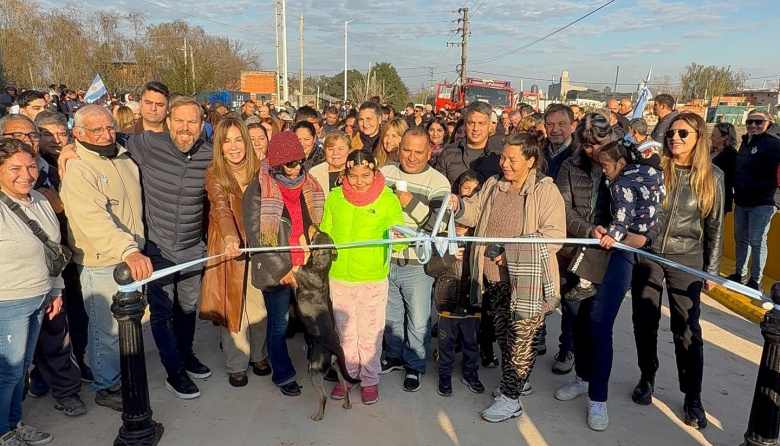 Un nuevo puente une barrios y mejora la vida de miles en Ezeiza