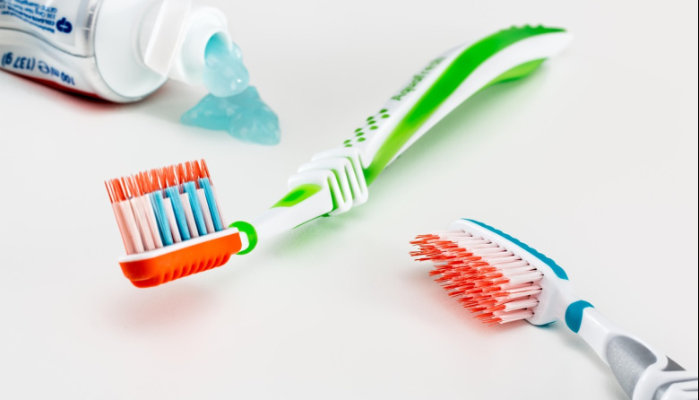 Prohíben una pasta dental por causar ampollas y ardor