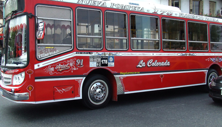 San Juan Bautista se parte en tres