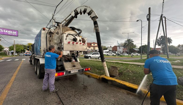 Cuadrillas en la calle tras la tormenta