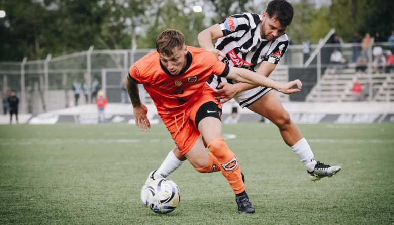 Estrella del Sur no pudo con Mercedes y dejó pasar la punta