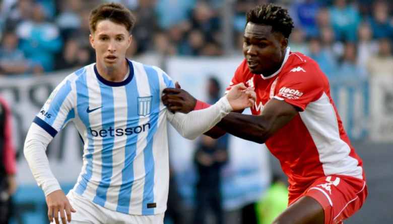 Racing avanzó, pero dejó más dudas que certezas