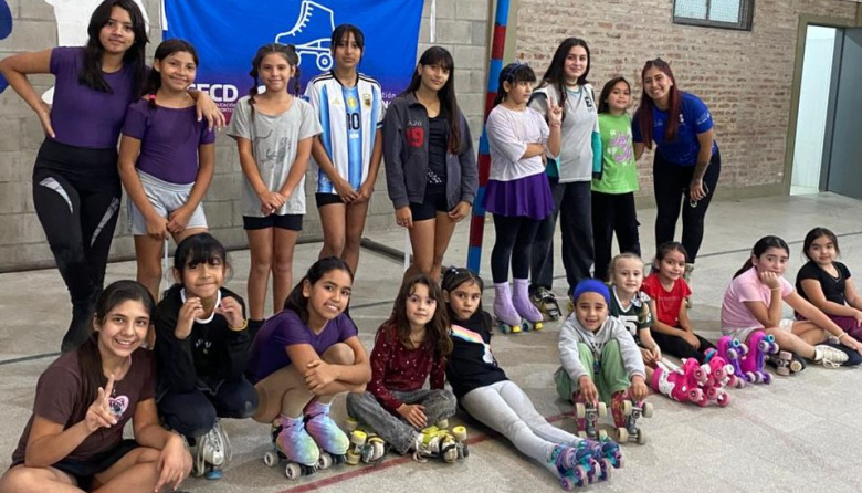 Comenzó el ciclo 2026 del taller municipal de patín artístico
