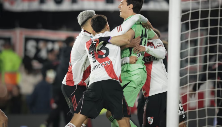 River sobrevivió luego de la agonía y sigue vivo