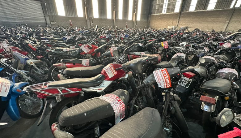 Compactaron 900 vehículos y liberaron espacio público