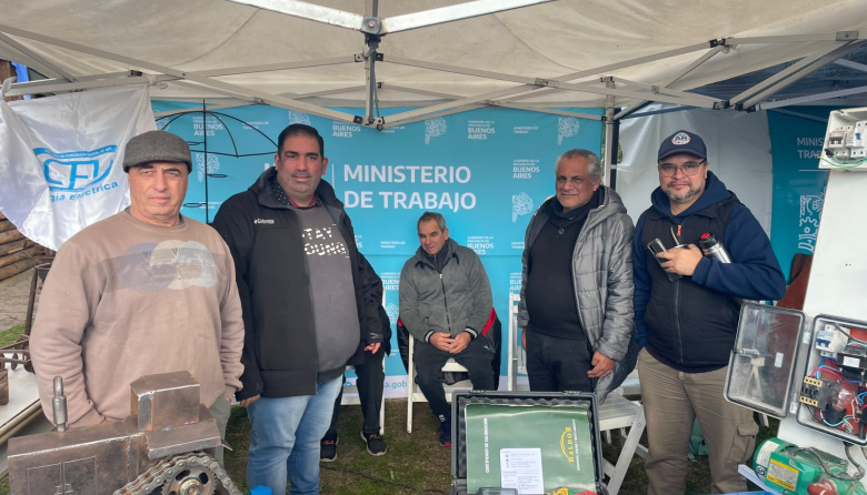 "Cada vez más gente busca un oficio para poder seguir subsistiendo"