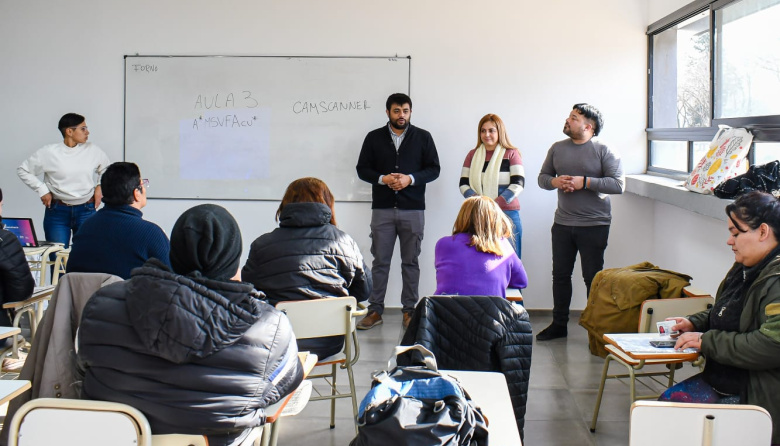 La UNSaV abre una nueva oportunidad para enfermeros
