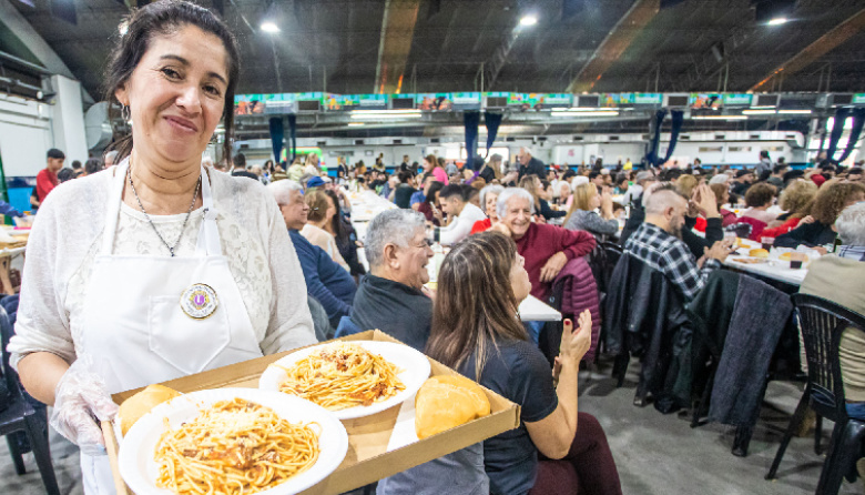 Pasta, música y una causa que une a Berazategui