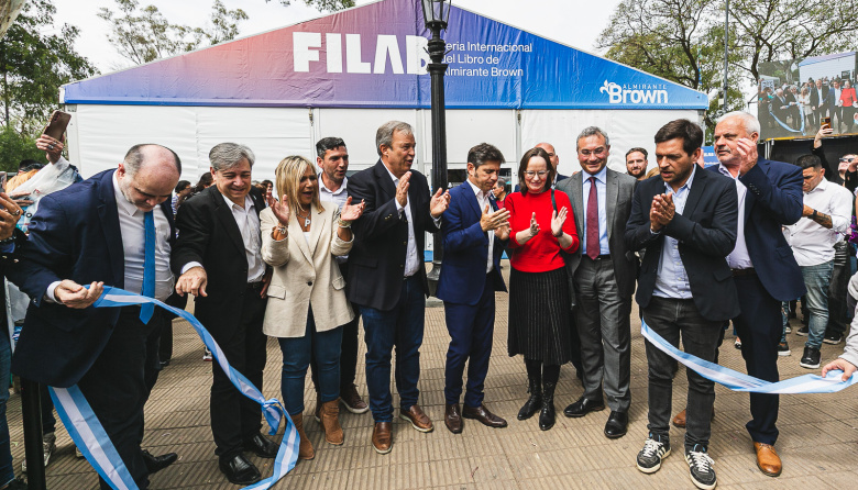 Kicillof inauguró la FILAB junto a Cascallares y Fabiani