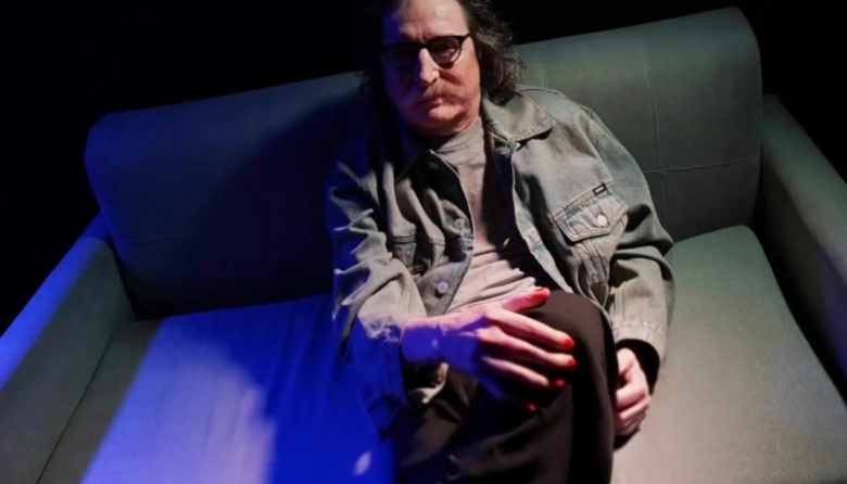 Charly cumple 75: una noche de canciones, flores y devoción