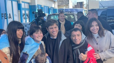 Kicillof en San Vicente: Nueva escuela y base de la FBA