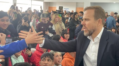 Granados y Kicillof inauguraron una nueva escuela en Ezeiza