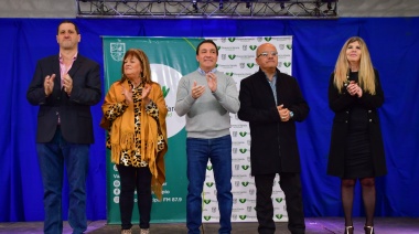 Andrés Watson festejó junto a los docentes