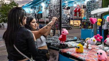 Lanús se llena de arte, compras y buena comida