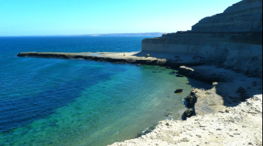 Con sus aguas transparentes, esta playa argentina se destaca entre las más lindas de Sudamérica