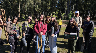 "El ambiente te necesita": convocan a vecinos de Ezeiza a sumarse al cuidado de los bosques y los barrios