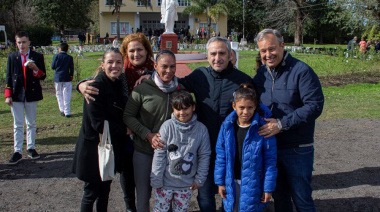 Emotiva celebración por los 100 años del Hogar El Alba
