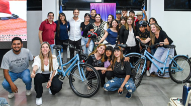 Jóvenes sanvicentinos premiados por crear conciencia en las calles