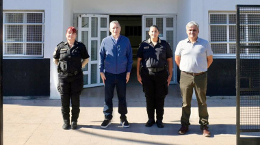 Refuerzo en las calles: Gray supervisó la fuerza barrial