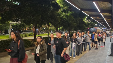 Colectivos: acuerdo contrarreloj y promesa de normalización