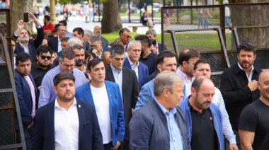 Intendentes marcharon y no fueron recibidos en Casa Rosada