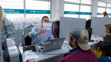 Entregaron 400 pases para viajar gratis en Florencio Varela