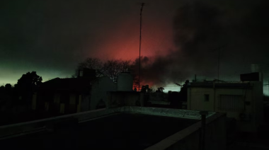 Incendio y caos: La Plata quedó a oscuras