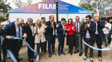 Kicillof inauguró la FILAB junto a Cascallares y Fabiani