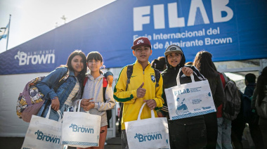 Brown abre sus puertas a los libros