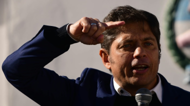 Kicillof cruzó a Milei: “La gente no llega a fin de mes”