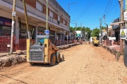 San Vicente: reconstruyen una calle central en Alejandro Korn