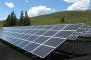 La primera fábrica nacional de paneles solares es todo un hecho: energía limpia hecha en Argentina