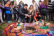 Un ritual en la laguna que honra a la Madre Tierra