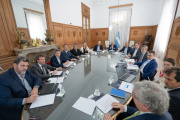 El Gobierno puso en marcha la discusión impositiva en el Consejo de Mayo