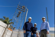 Cascallares recorrió el avance del natatorio en Rafael Calzada