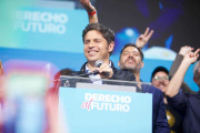 Kicillof ordena arriba y el PJ define internas en 11 distritos