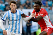 Racing avanzó, pero dejó más dudas que certezas