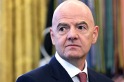 UEFA, AFC y Concacaf desafían a Infantino
