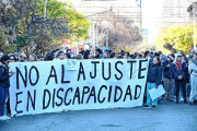 El Gobierno cambia de rumbo y la oposición desconfía