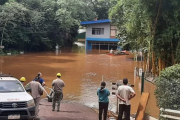 El Paraná avanza y pone en alerta a las familias de la costa