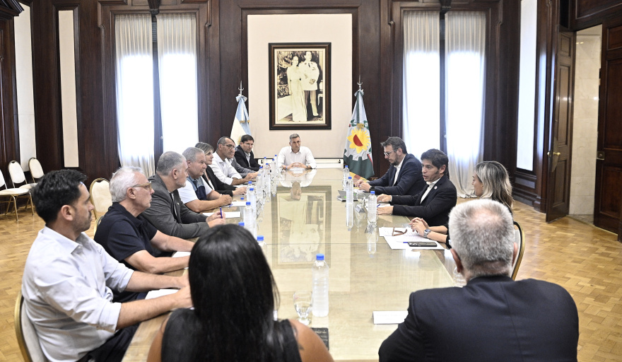 Leasing, obras y fondos: la Provincia sumó a 13 municipios